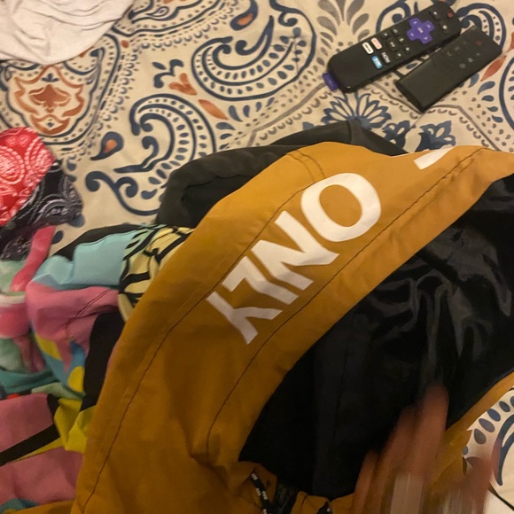 Members Only Colorblock Jacket - Picture 3 of 4